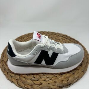New Balance White and Gray Sneakers